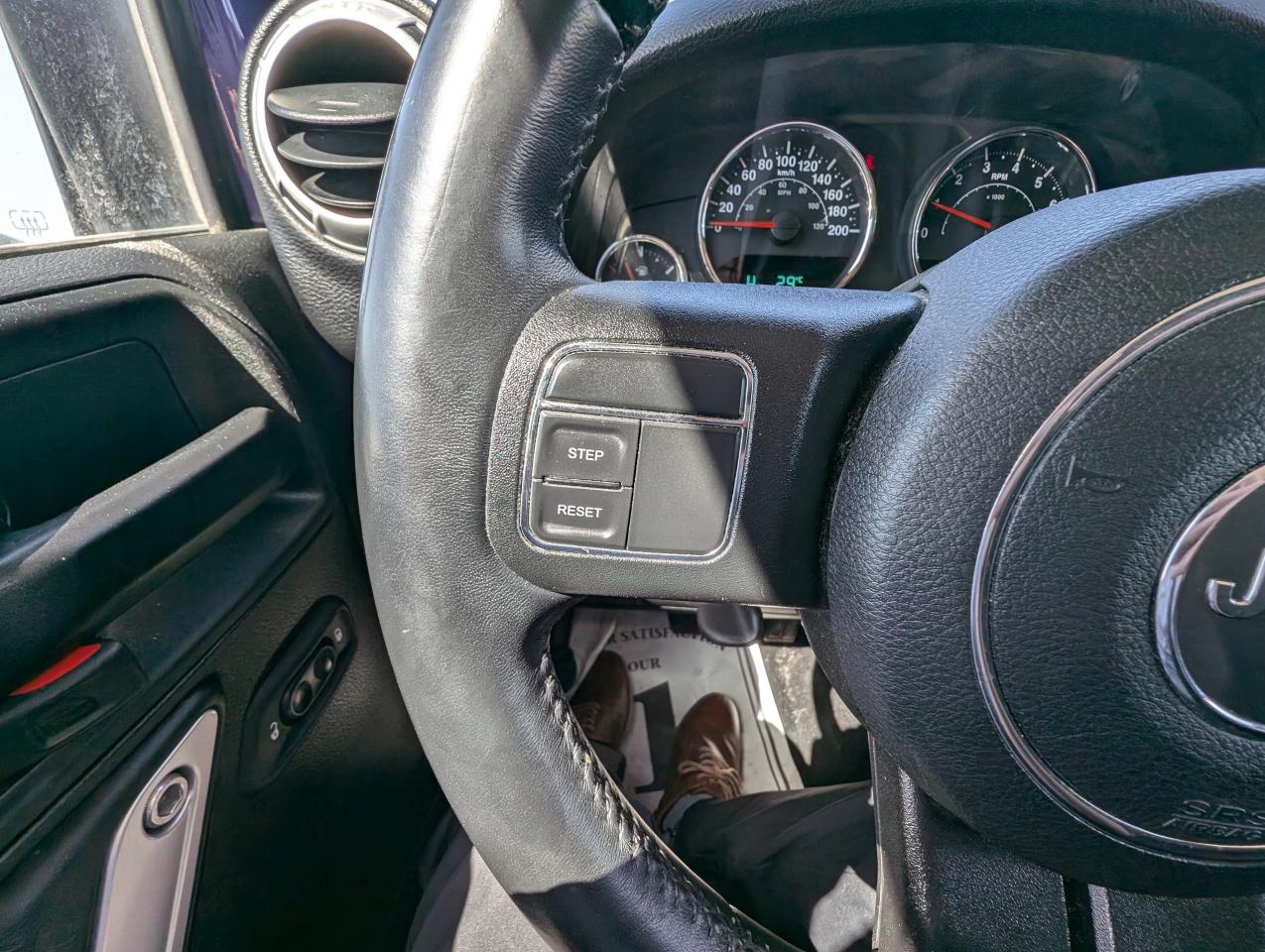 2017 Jeep Wrangler Unlimited Sahara | Command Start | Heated Seats - Photo #13