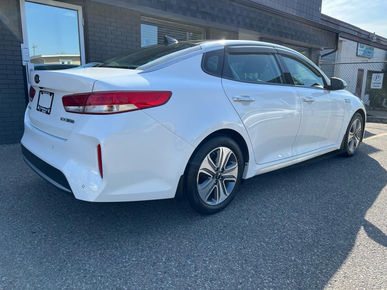 2017 Kia Optima **HYBRID EX PREMIUM** - Photo #3