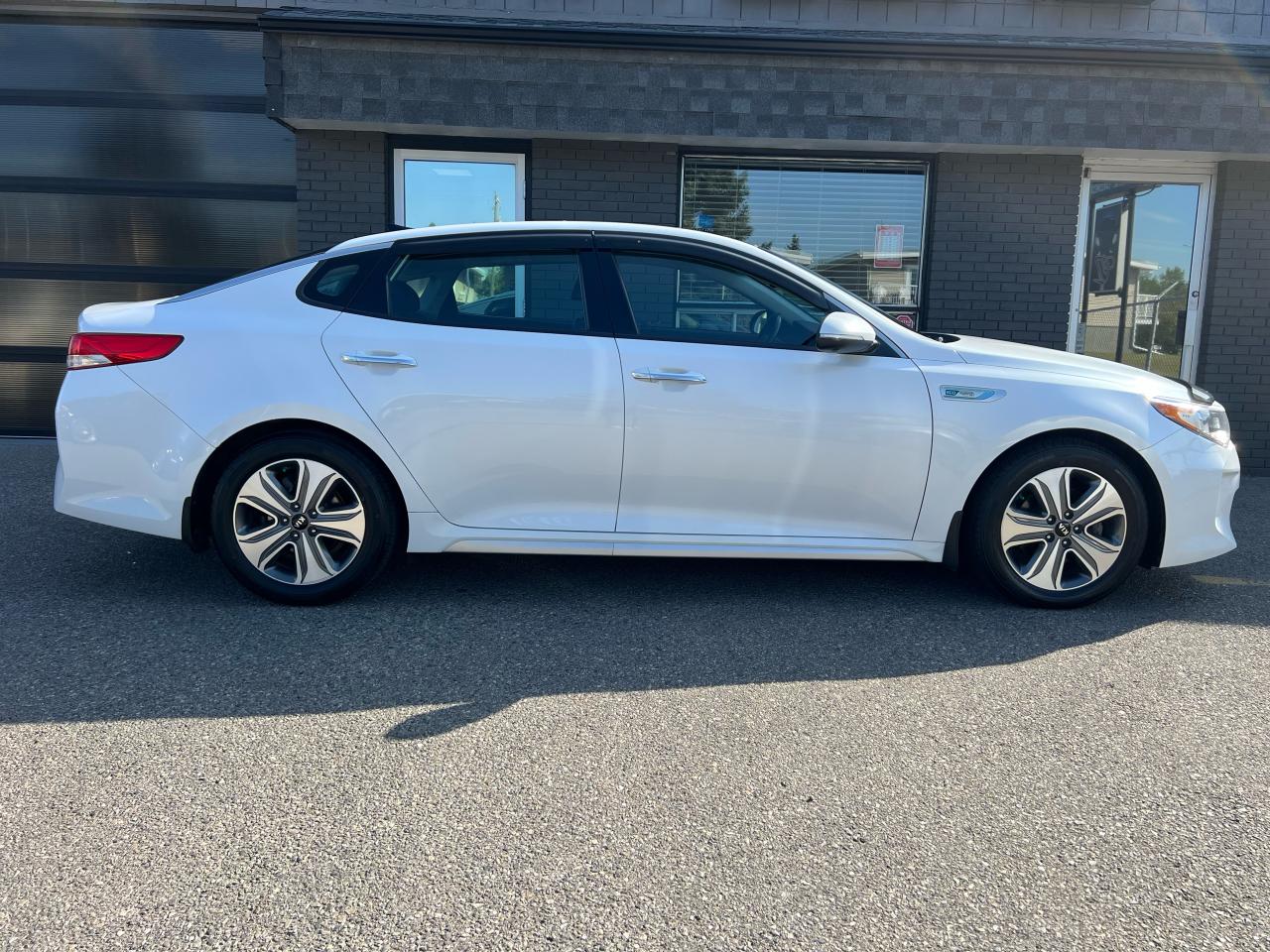 2017 Kia Optima **HYBRID EX PREMIUM** - Photo #2