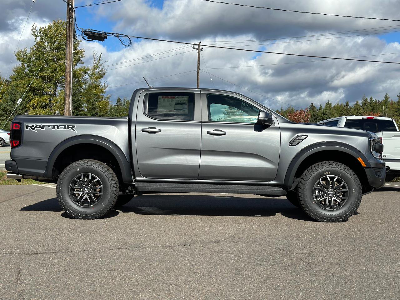 2024 Ford Ranger Raptor 4WD SuperCrew 5' Box Photo3