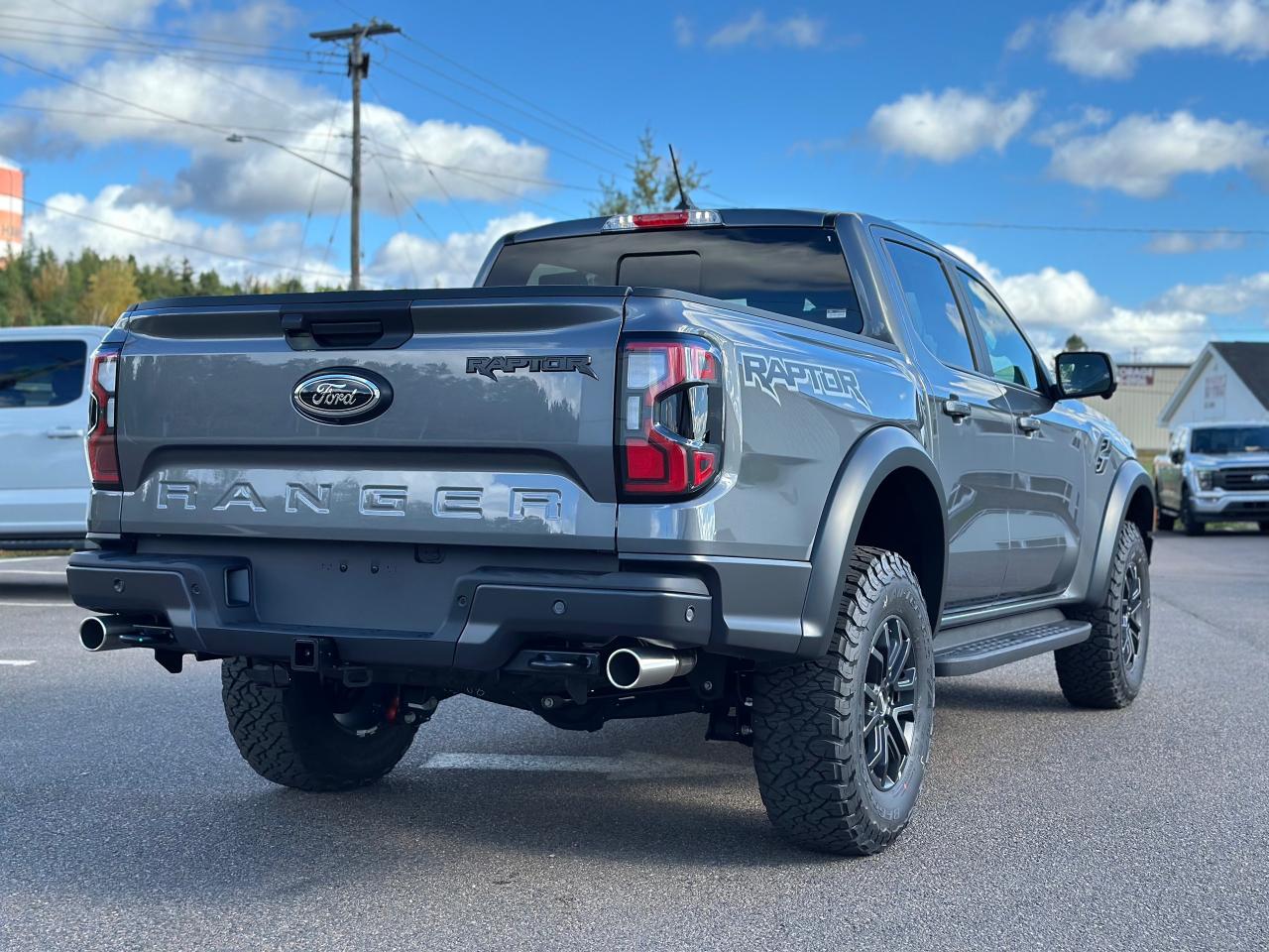 2024 Ford Ranger Raptor 4WD SuperCrew 5' Box Photo5