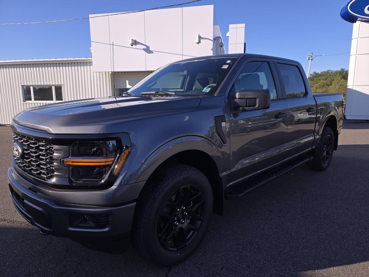 2024 Ford F-150 STX 4WD SUPERCREW 5.5' BOX Photo