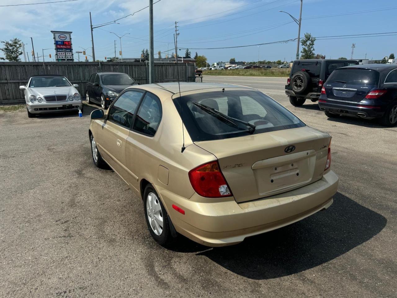 2003 Hyundai Accent COUPE, UNDERCOATED, AUTO, ONLY 101KMS, CERTIFIED - Photo #3