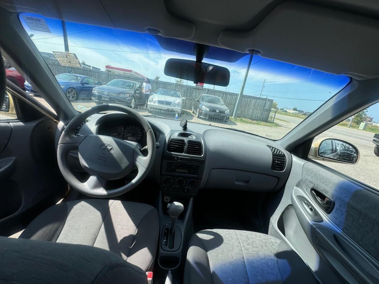 2003 Hyundai Accent COUPE, UNDERCOATED, AUTO, ONLY 101KMS, CERTIFIED - Photo #12