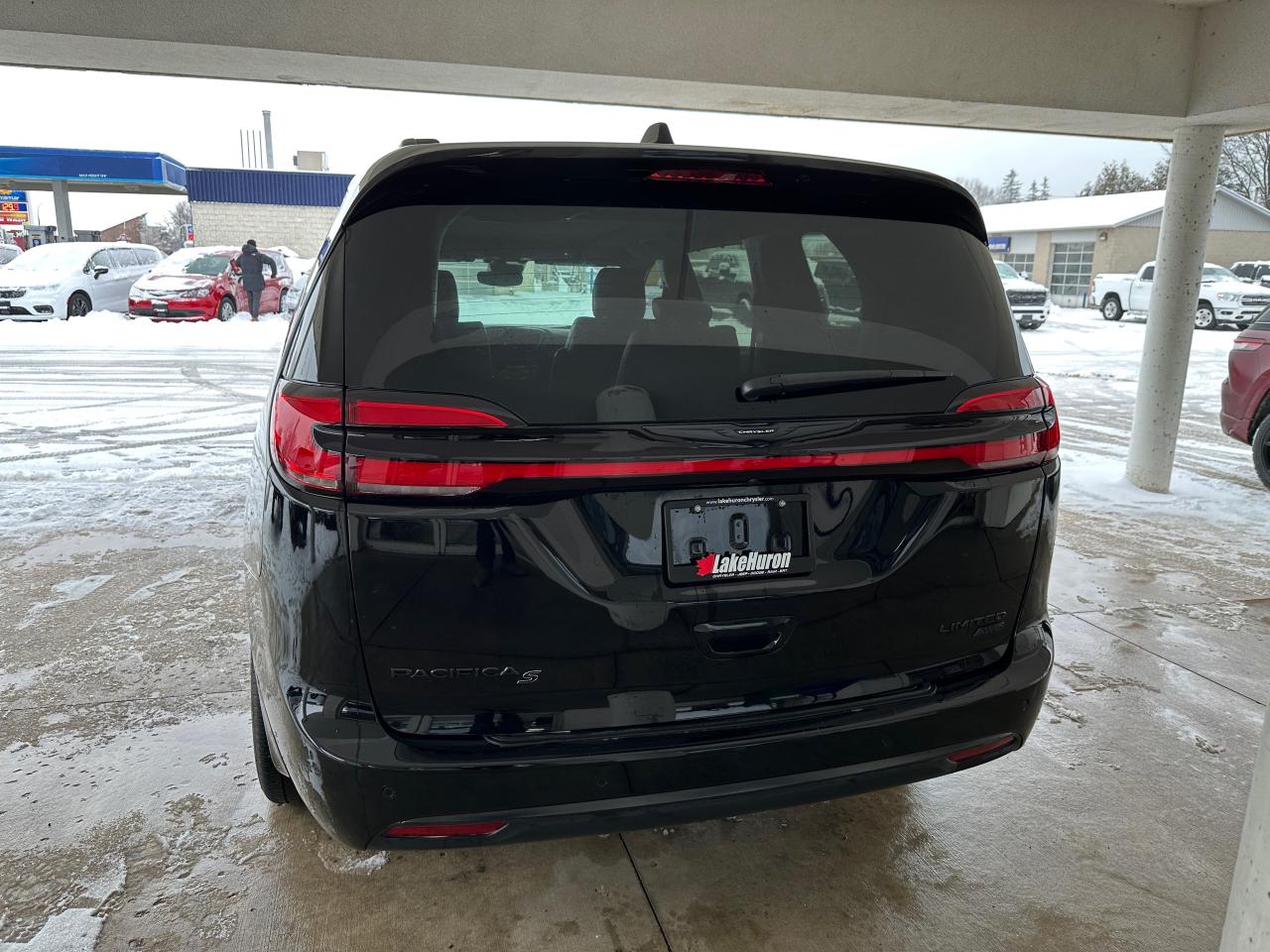 2025 Chrysler Pacifica Limited Photo