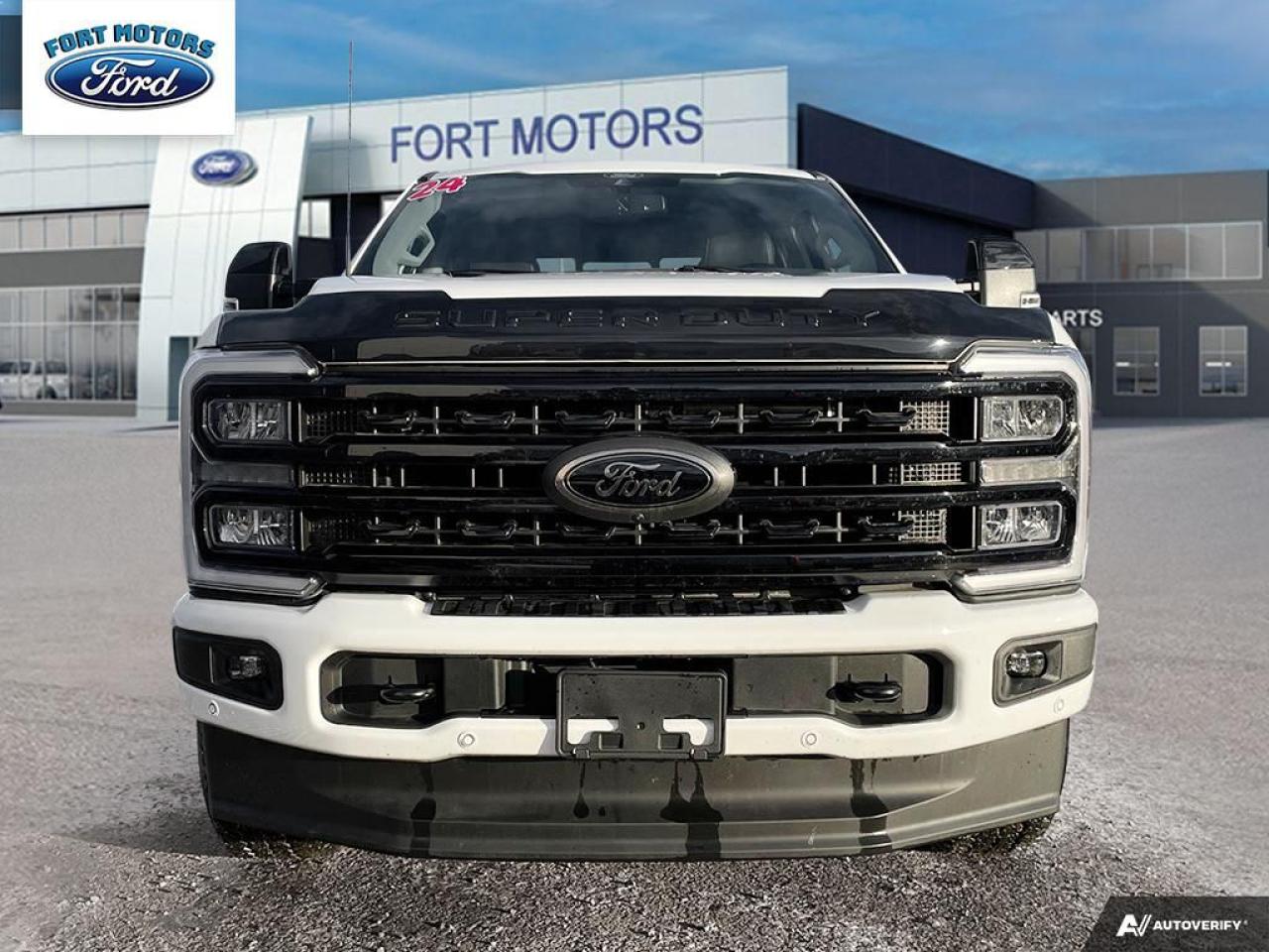 2024 Ford SUPERDUTY F-350® Lariat® Photo