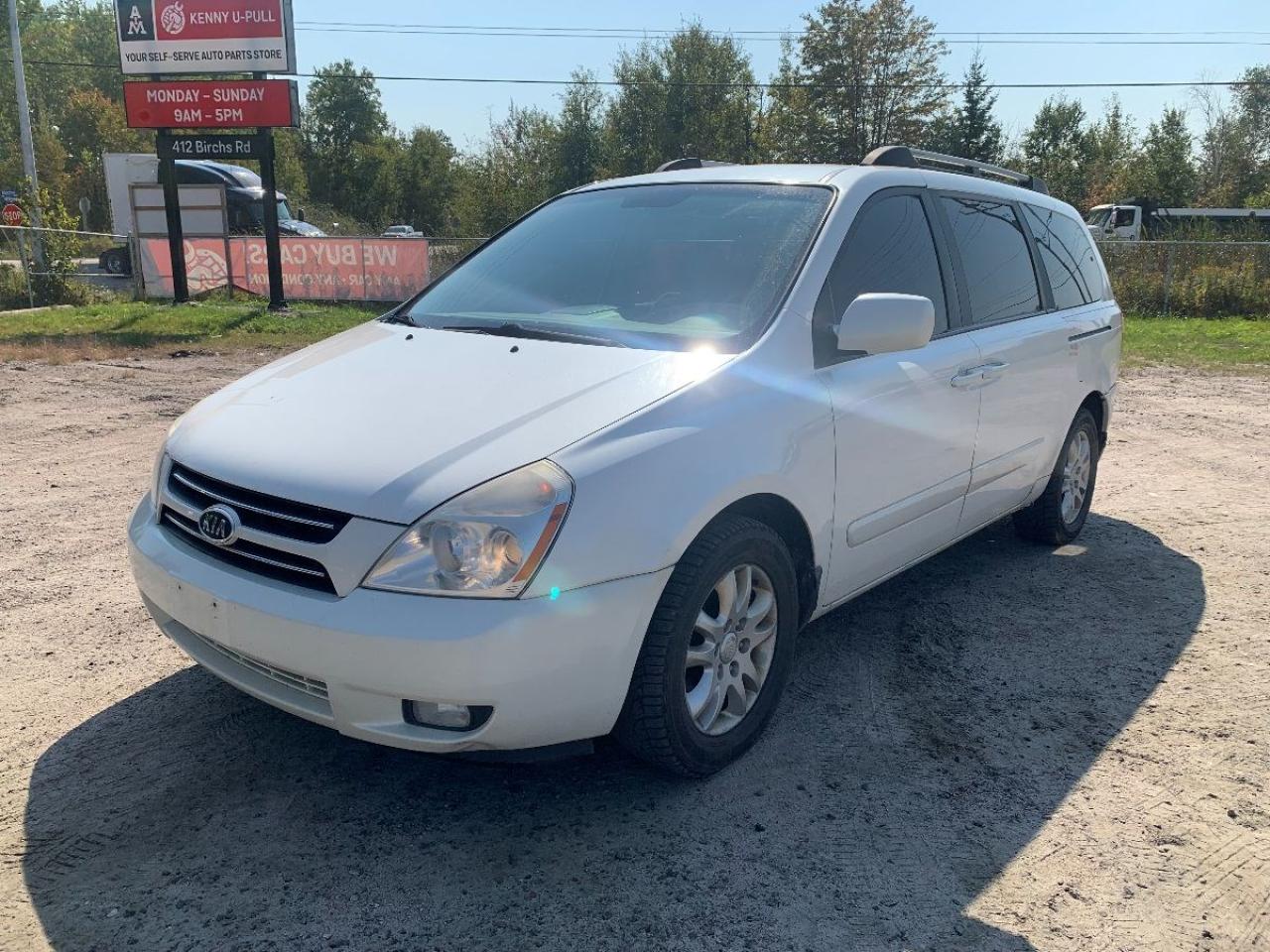 Used 2007 Kia Sedona LX LWB for sale in North Bay, ON