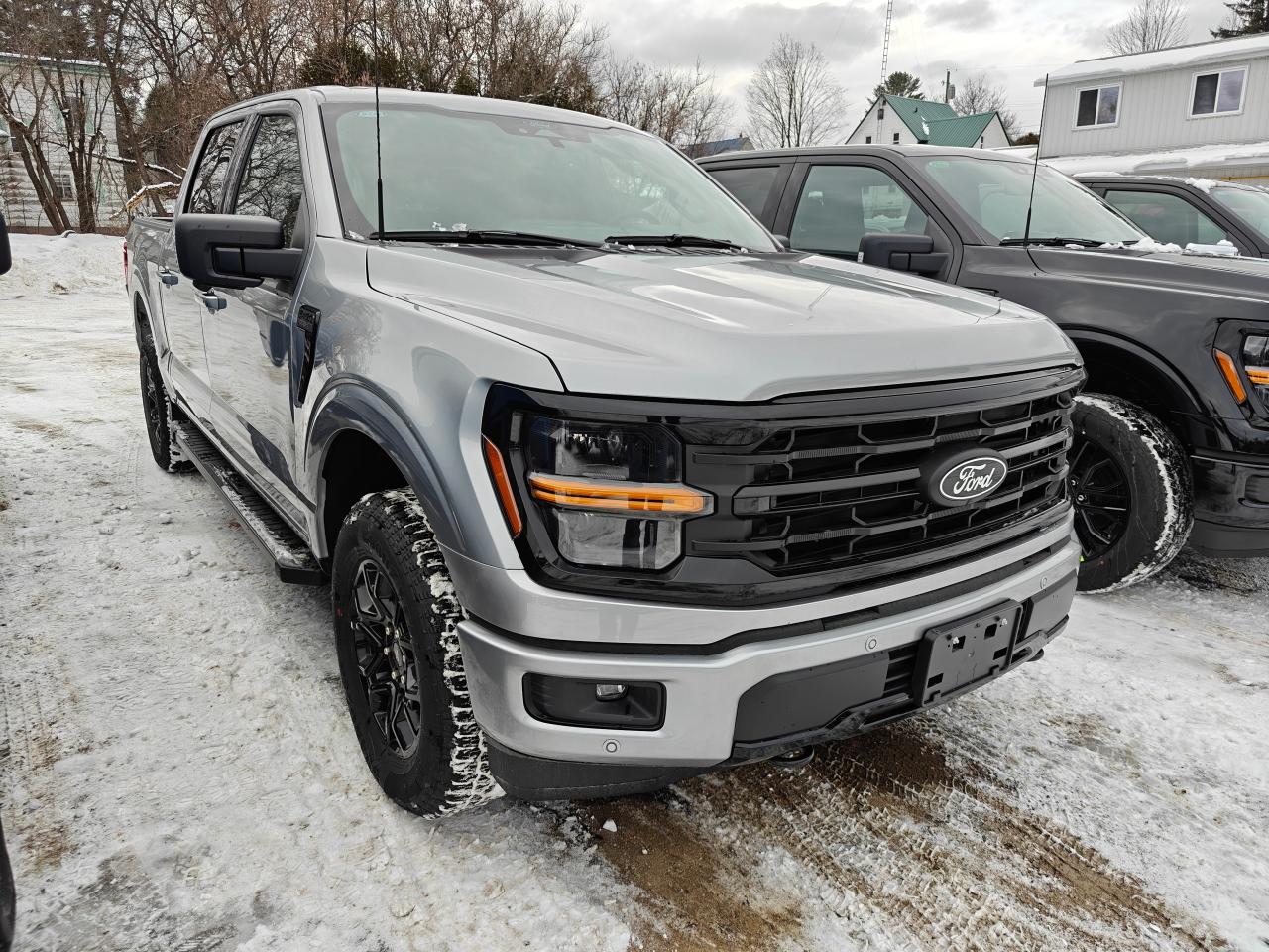 2024 Ford F-150 4X4 SUPERCREW XLT 302A Photo