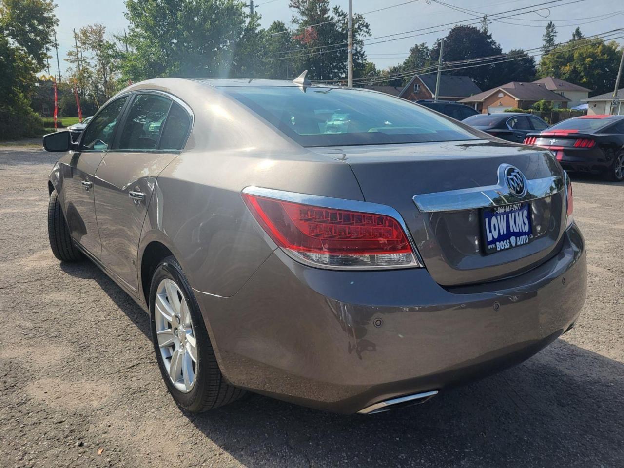 2012 Buick LaCrosse Luxury Photo2