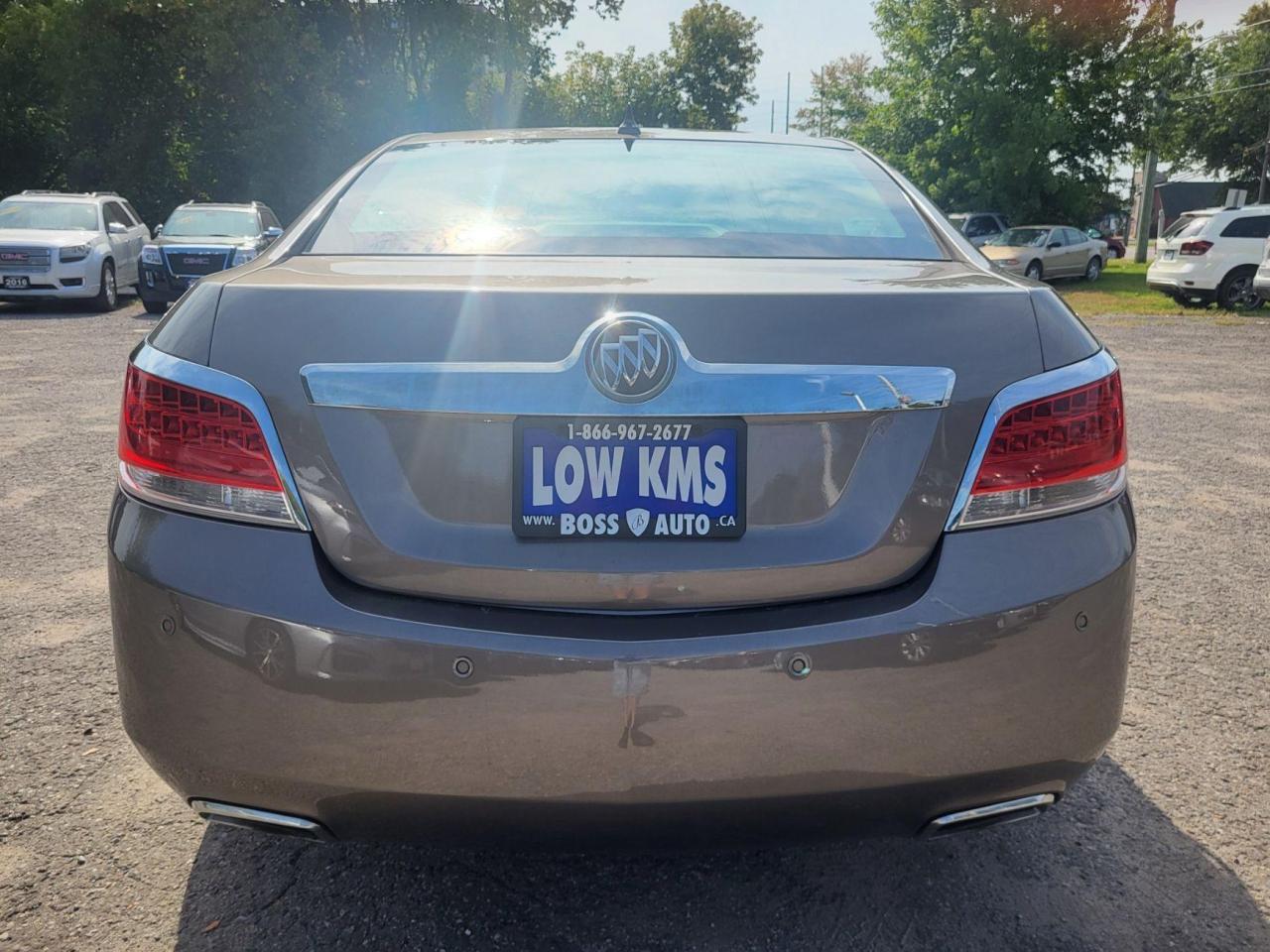 2012 Buick LaCrosse Luxury Photo3