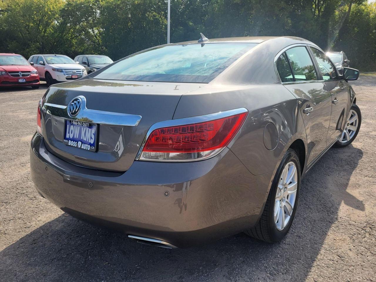 2012 Buick LaCrosse Luxury Photo4