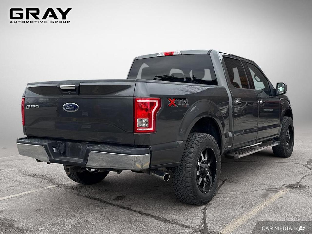 2017 Ford F-150 XLT/5L V8/CREW/4x4 Photo4