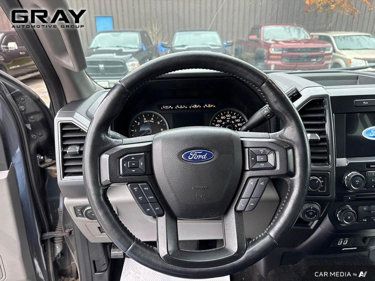 2017 Ford F-150 XLT/5L V8/CREW/4x4 - Photo #10
