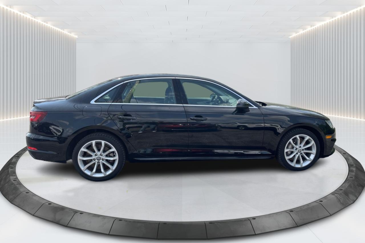 2018 Audi A4 Quattro Progressive - Photo #2