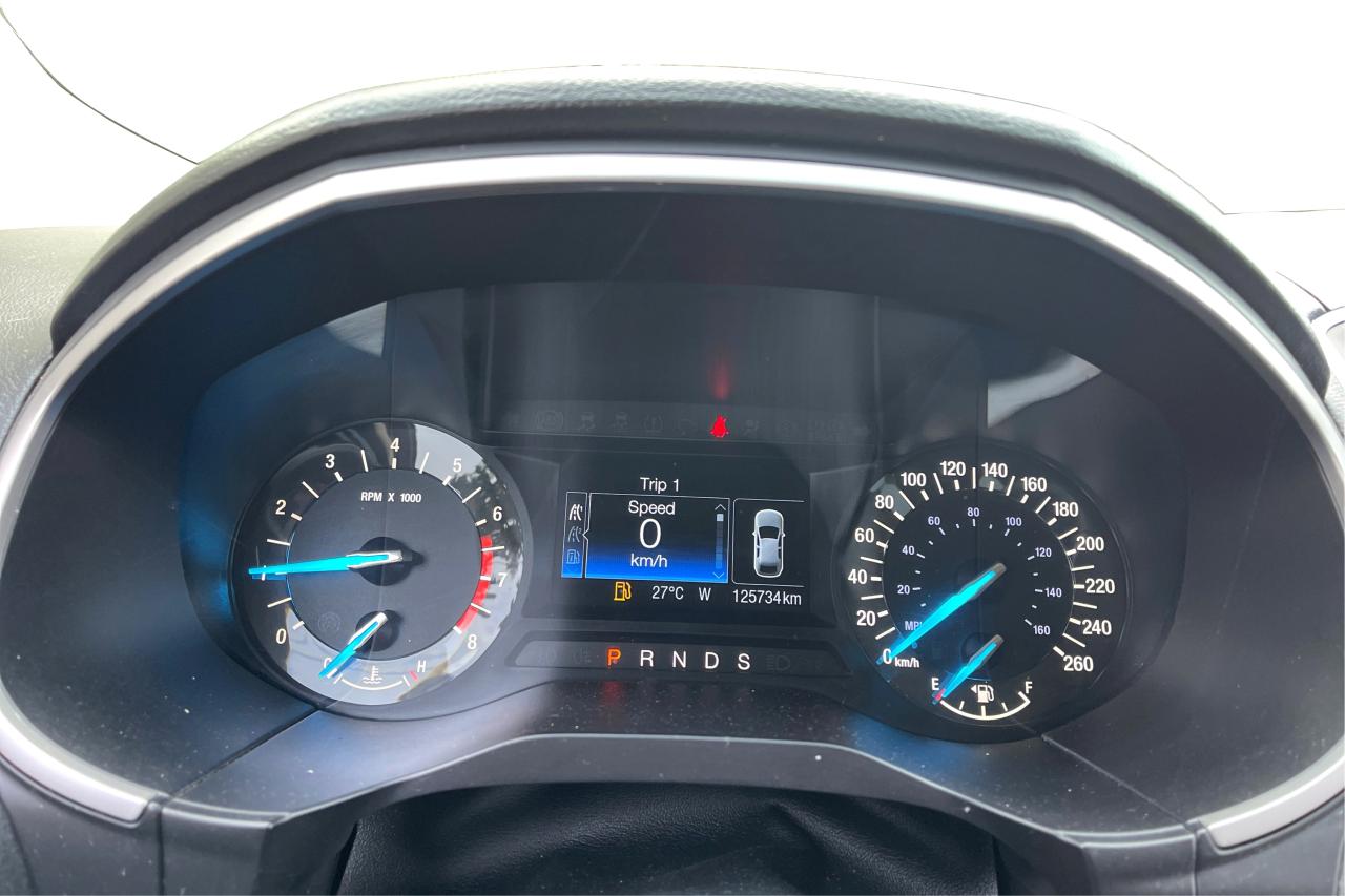 2017 Ford Edge SEL - Photo #15