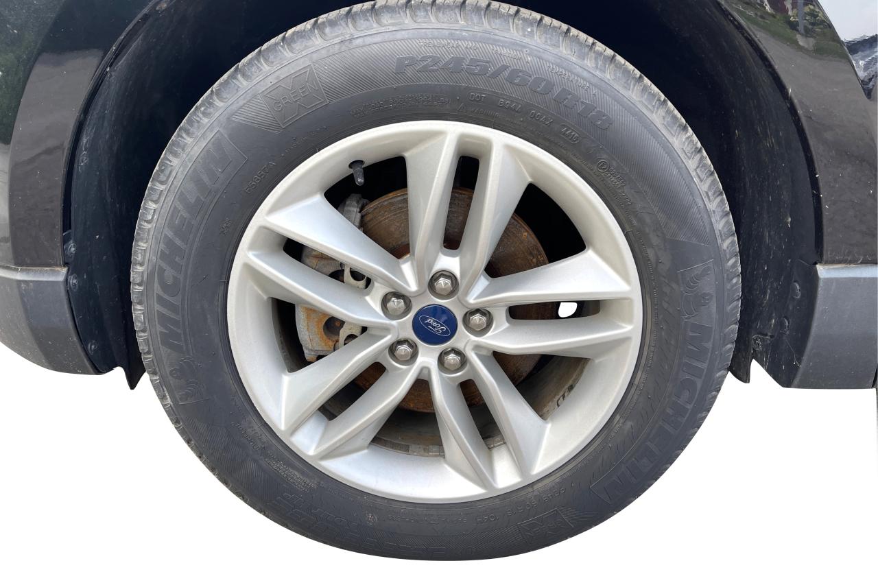 2017 Ford Edge SEL - Photo #20