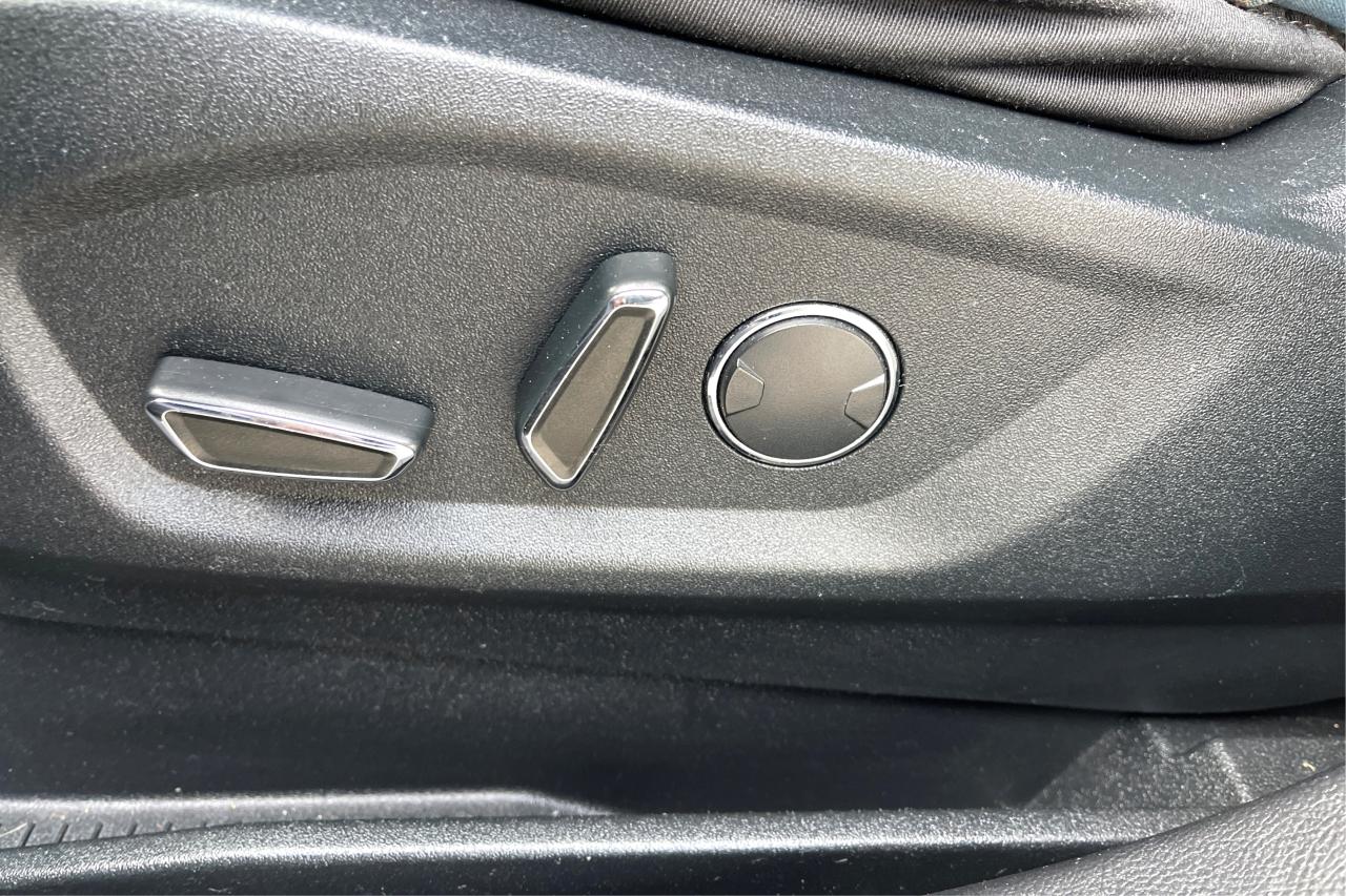 2017 Ford Edge SEL - Photo #18