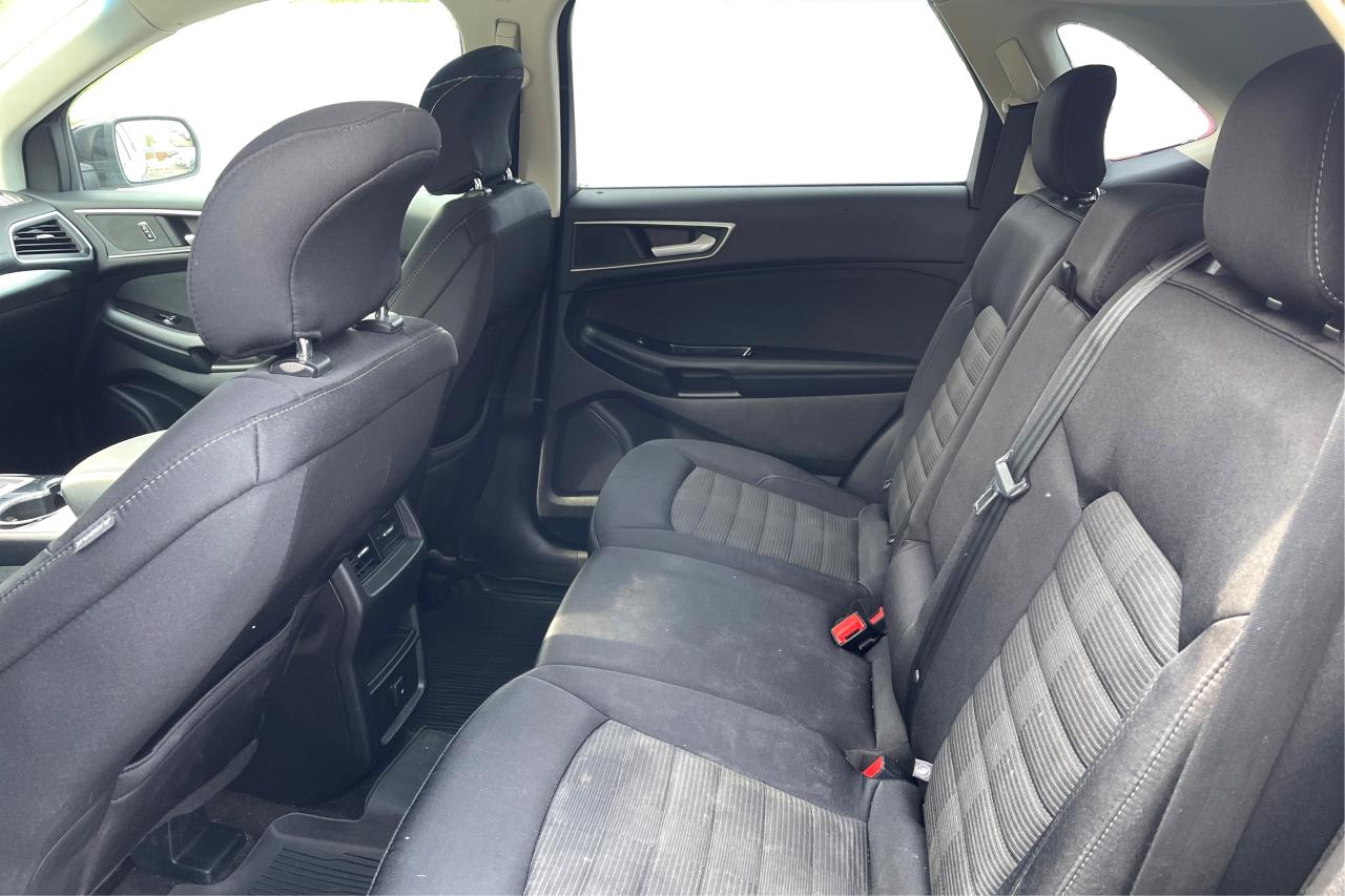 2017 Ford Edge SEL - Photo #10