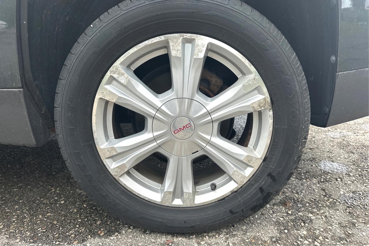 2017 GMC Terrain SLE - Photo #23