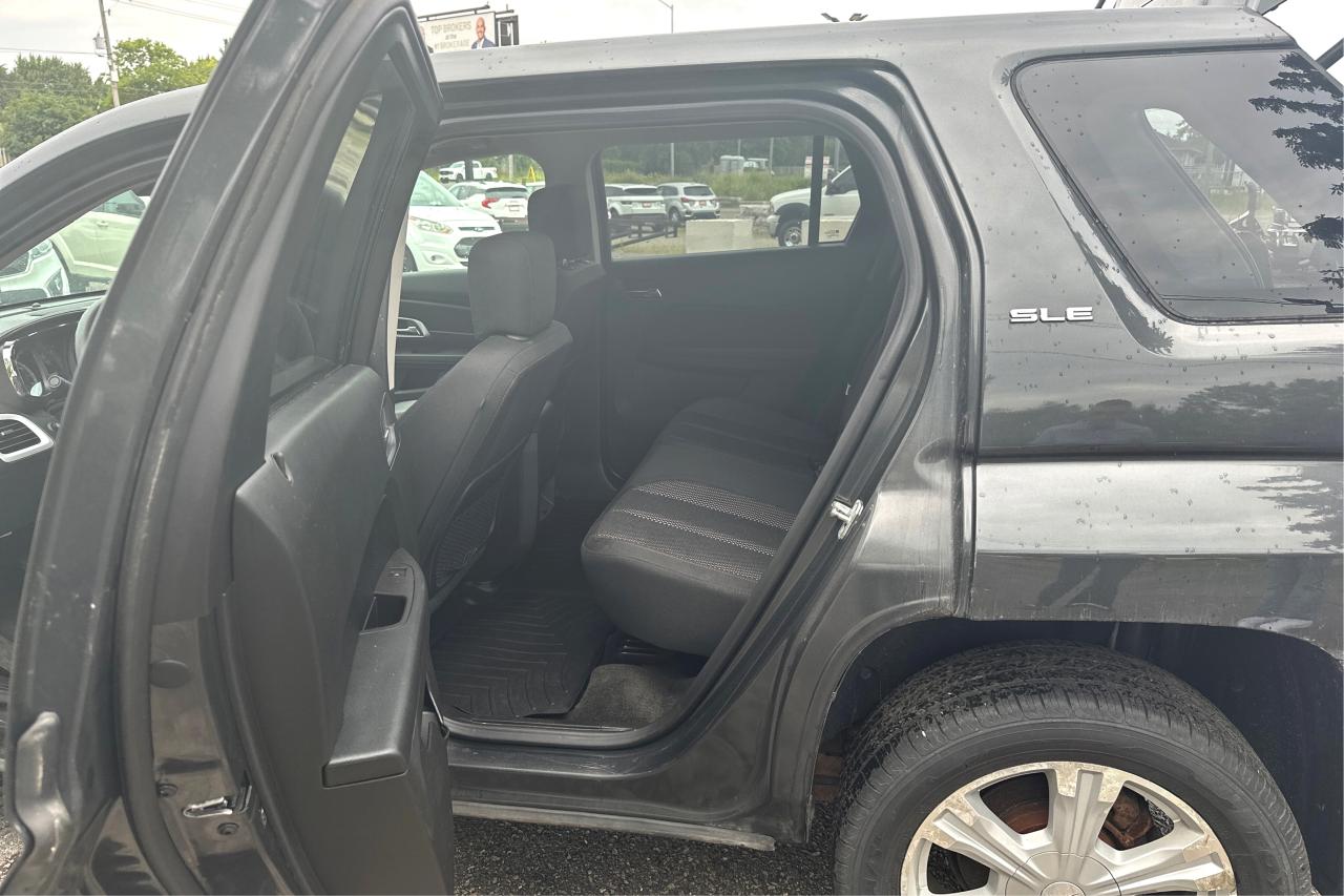 2017 GMC Terrain SLE - Photo #10