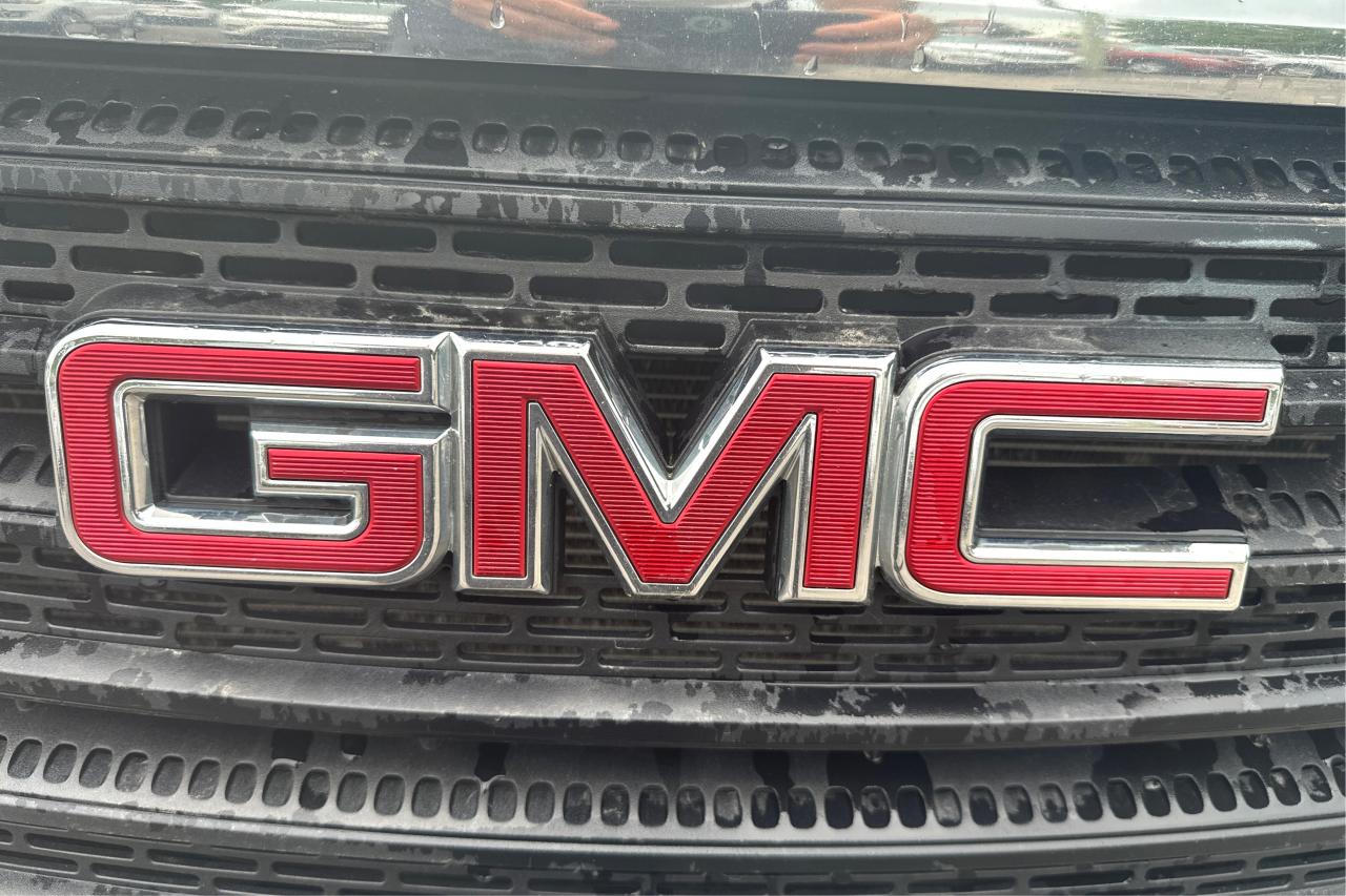 2017 GMC Terrain SLE - Photo #25