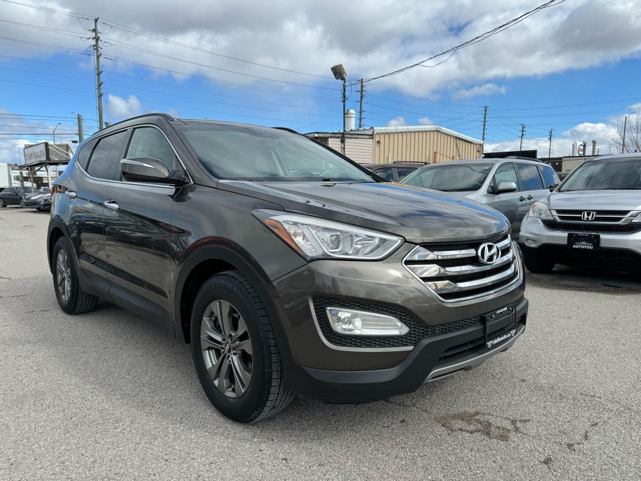 2014 Hyundai Santa Fe Sport Luxury Photo2