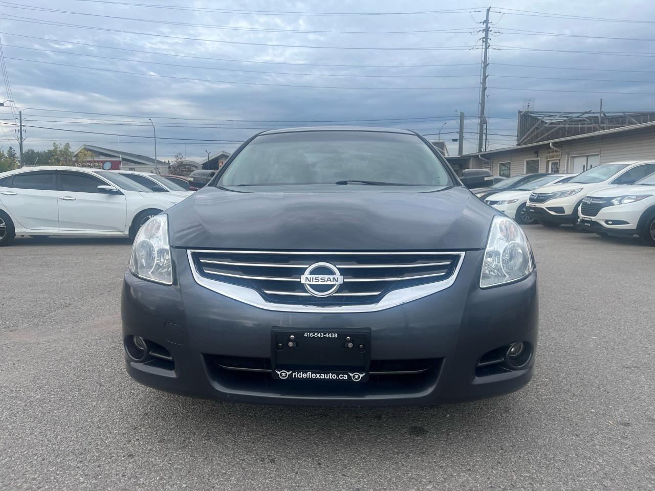 2010 Nissan Altima 2.5 S - Photo #2