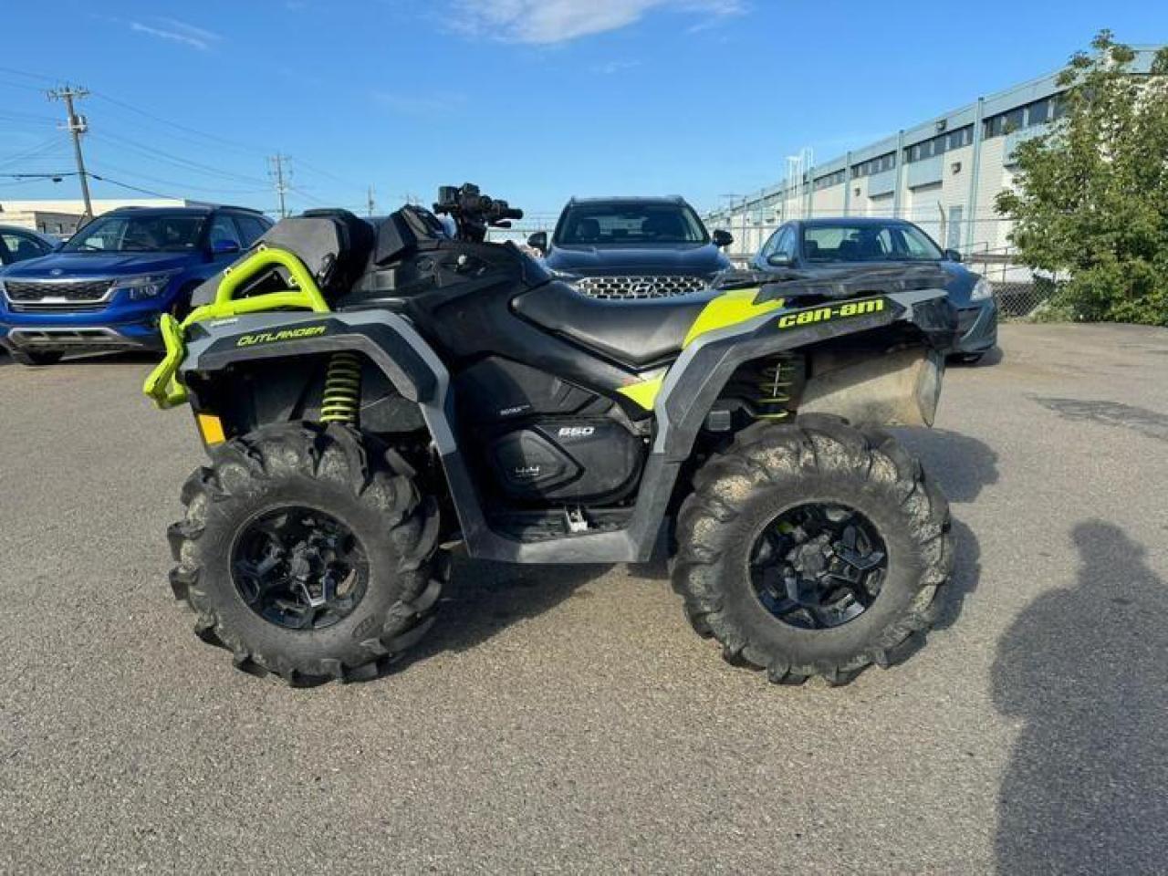 2021 CAN AM Outlander650 XMR EPS $87 B/W - Photo #2