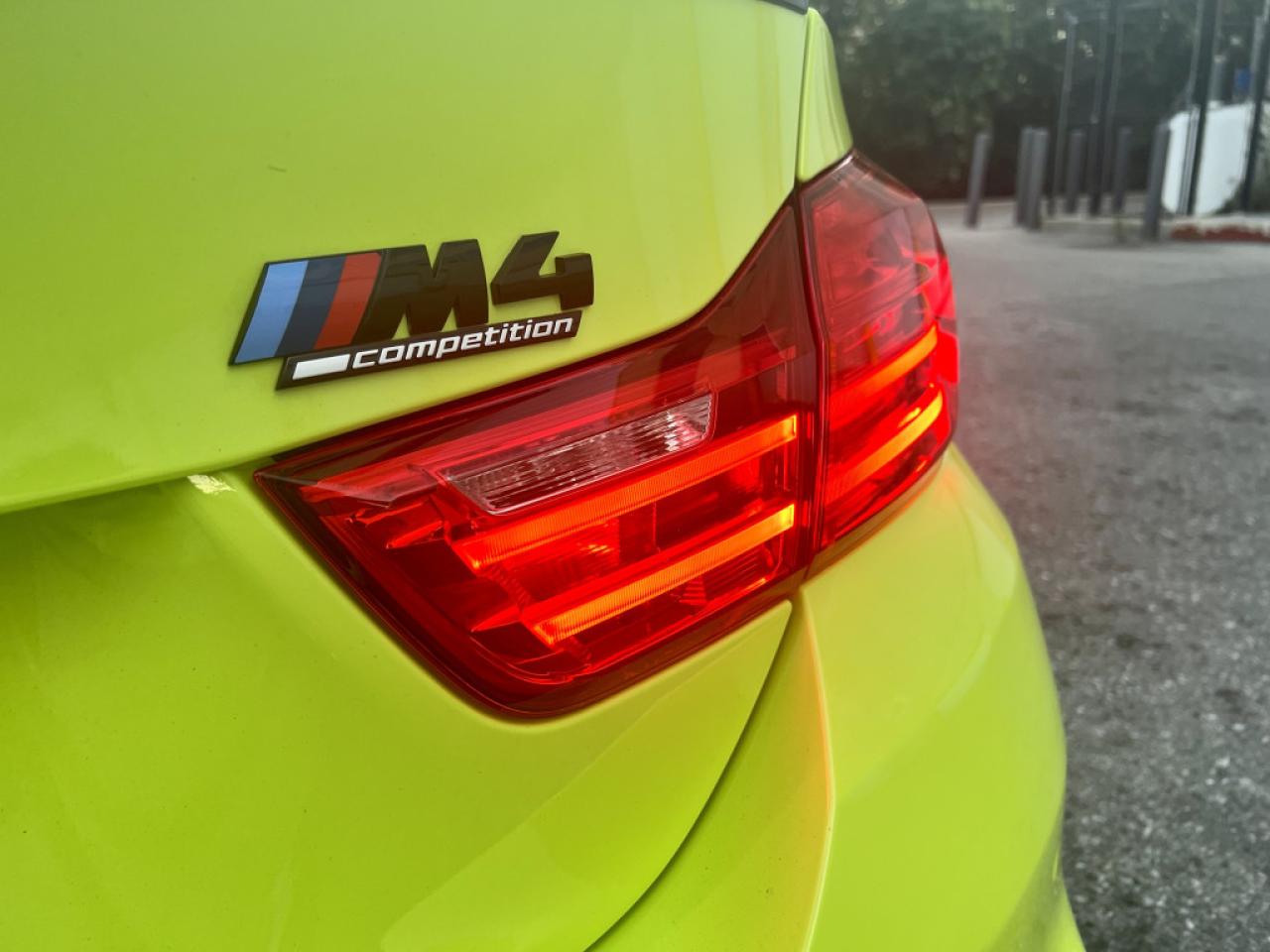 2017 BMW M4 ULTIMATE/COMPETITION PKG| CLEAN CARPROOF | CARBON PKG| HEADS UP DISPLAY|M SPORT SEATS - Photo #10