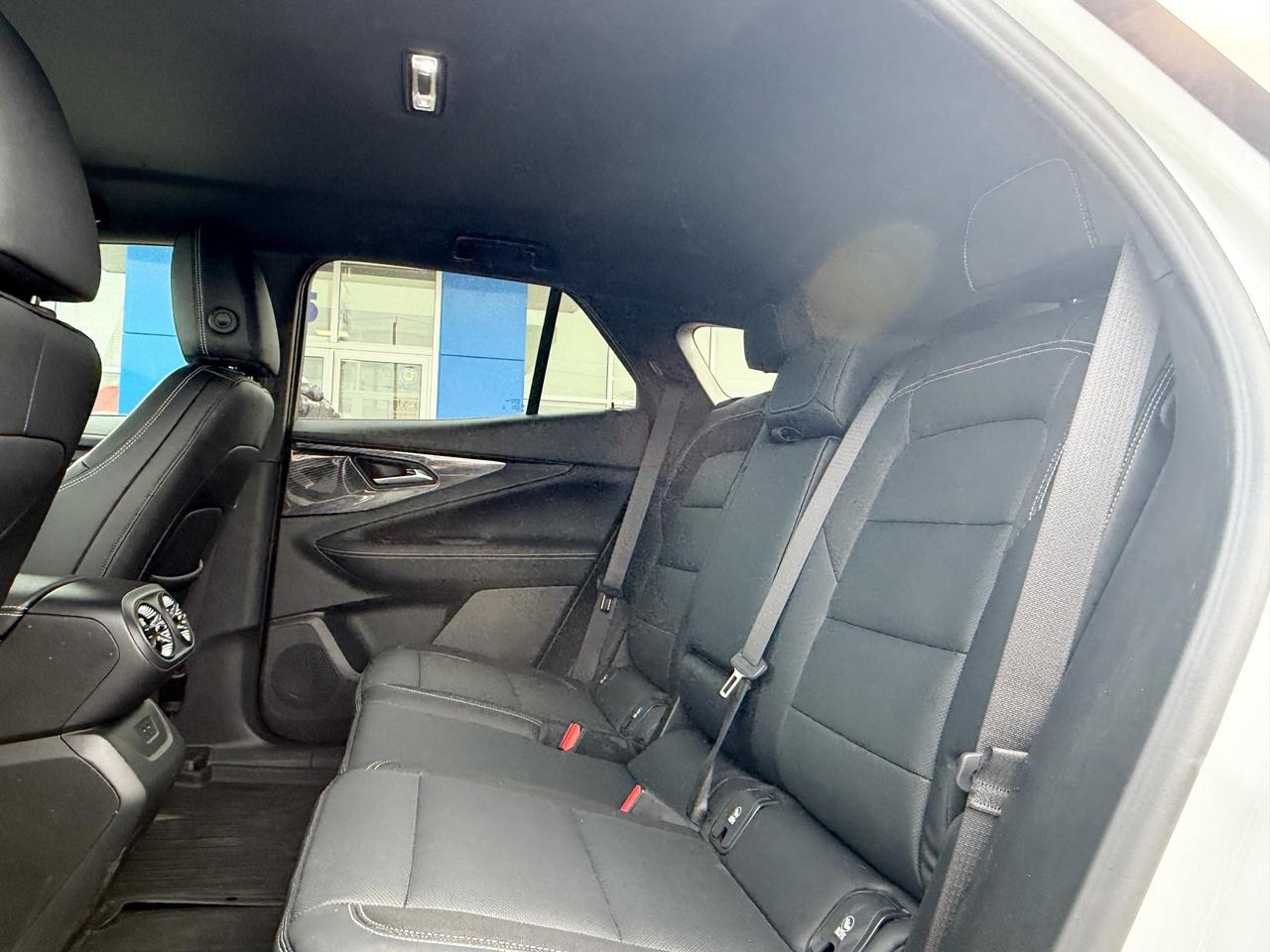 2025 Chevrolet Blazer EV LT FULLY ELECTRIC WITH REMOTE START/ENTRY, HEATED SEATS, HEATED STEERING WHEEL, POWER LIFTGATE, HD SURROUND VISION Photo