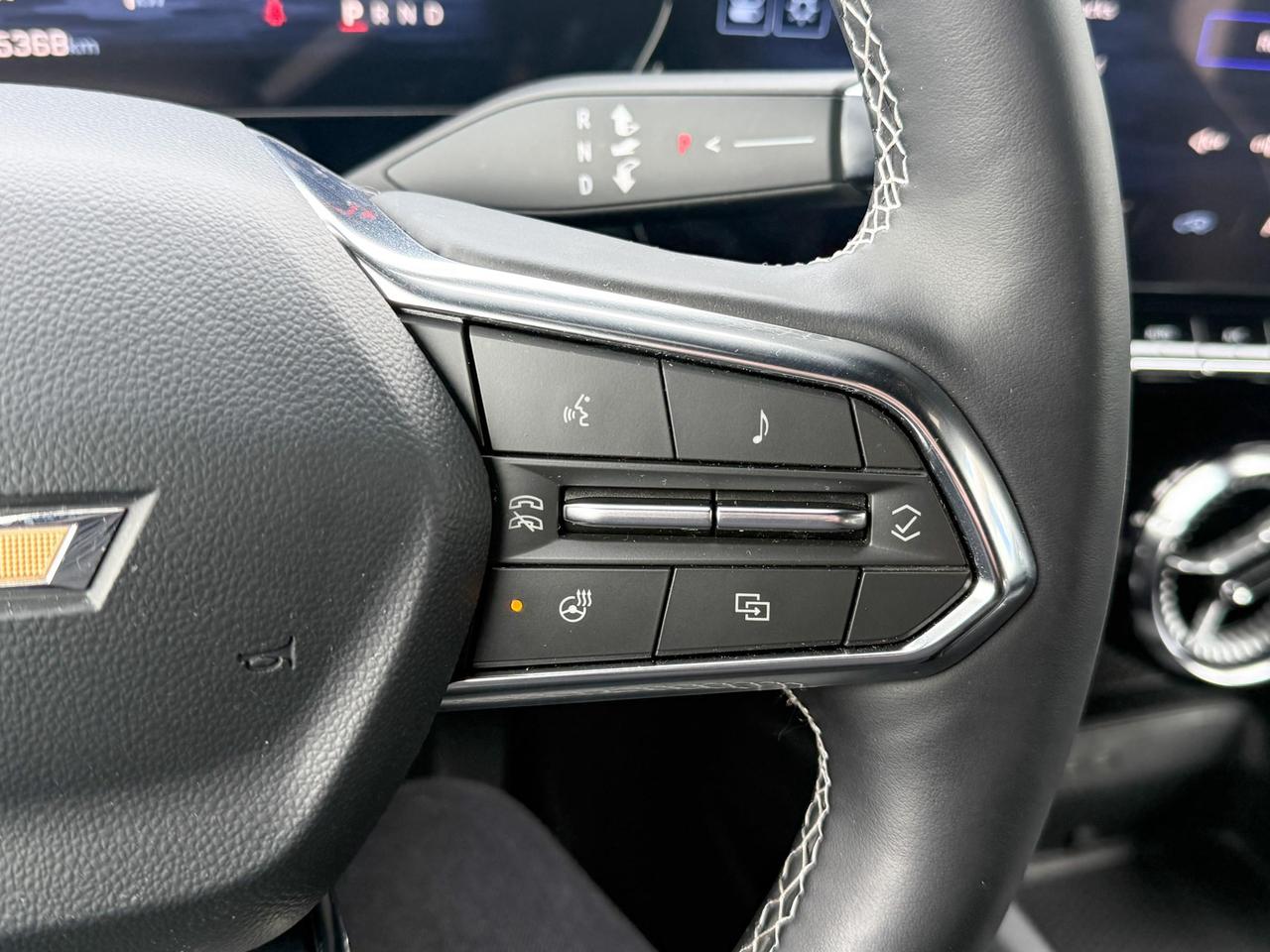 2025 Chevrolet Blazer EV LT FULLY ELECTRIC WITH REMOTE START/ENTRY, HEATED SEATS, HEATED STEERING WHEEL, POWER LIFTGATE, HD SURROUND VISION Photo