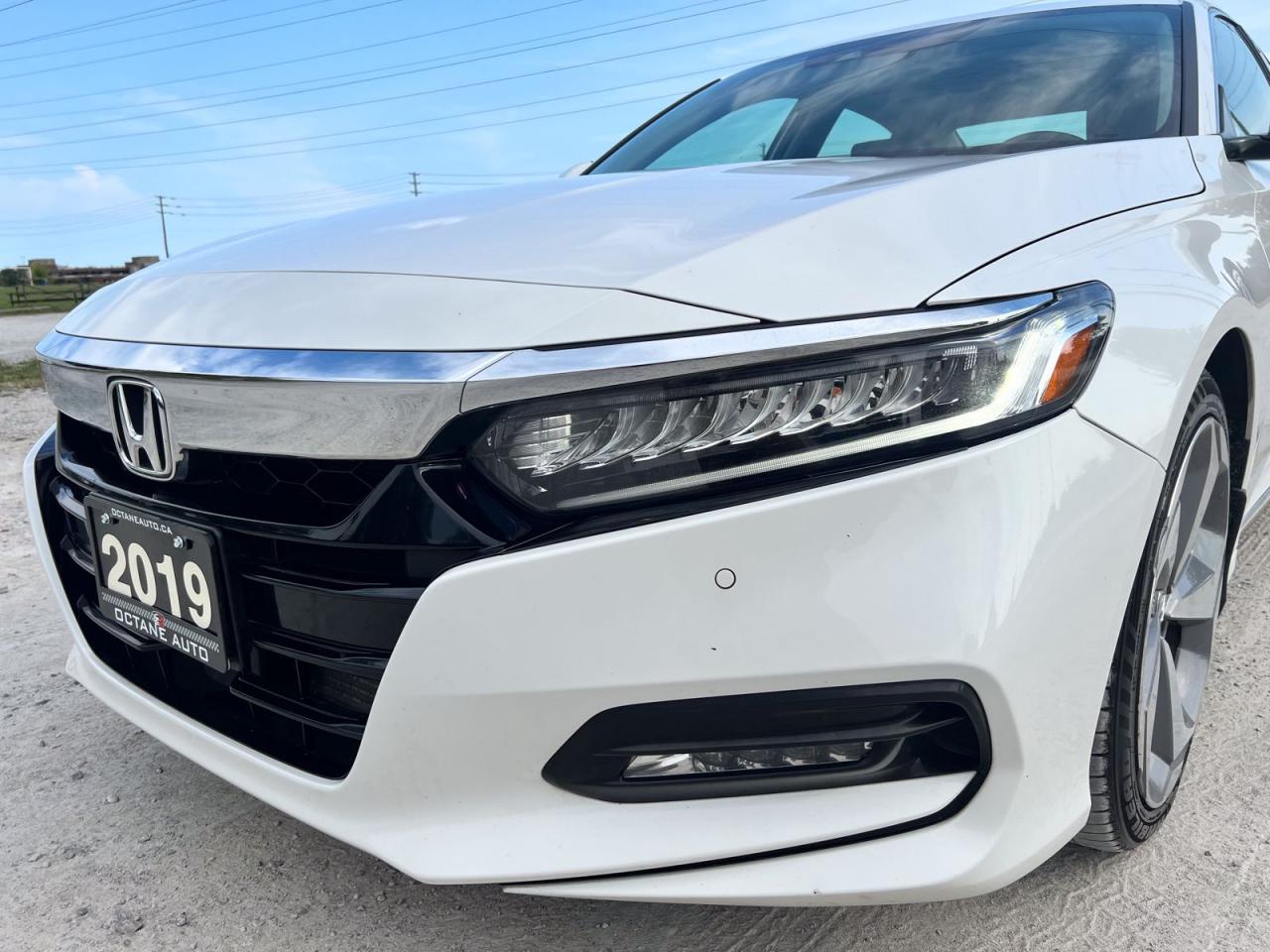2019 Honda Accord Touring 2.0T 10A - Photo #7
