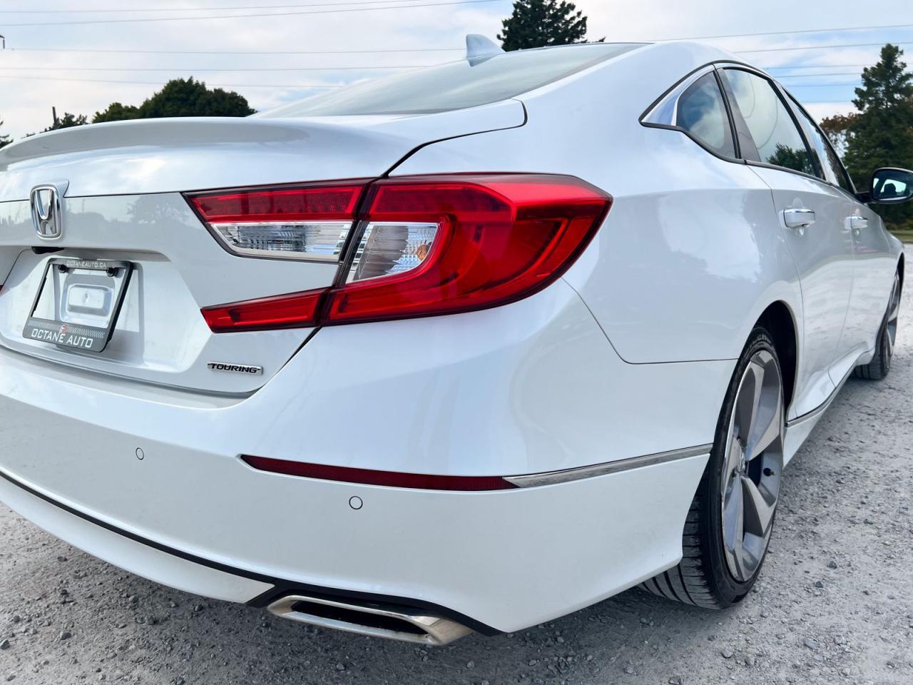 2019 Honda Accord Touring 2.0T 10A - Photo #8