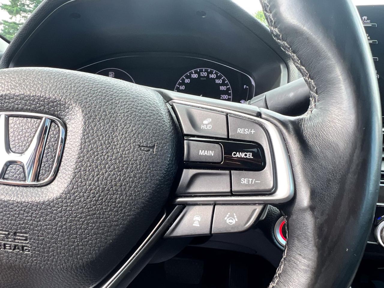 2019 Honda Accord Touring 2.0T 10A - Photo #13
