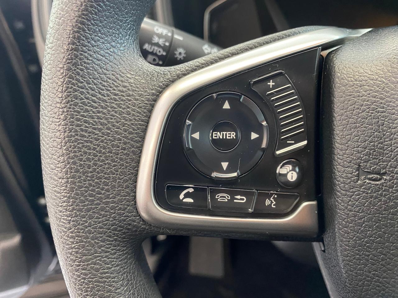 2018 Honda CR-V LX+Camera+Remote Start+ApplePlay+A/C+Heated Seats Photo41