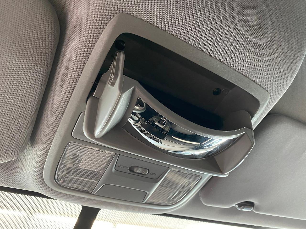 2018 Honda CR-V LX+Camera+Remote Start+ApplePlay+A/C+Heated Seats Photo108