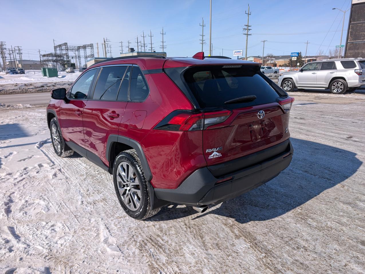 2020 Toyota RAV4  - Photo #5