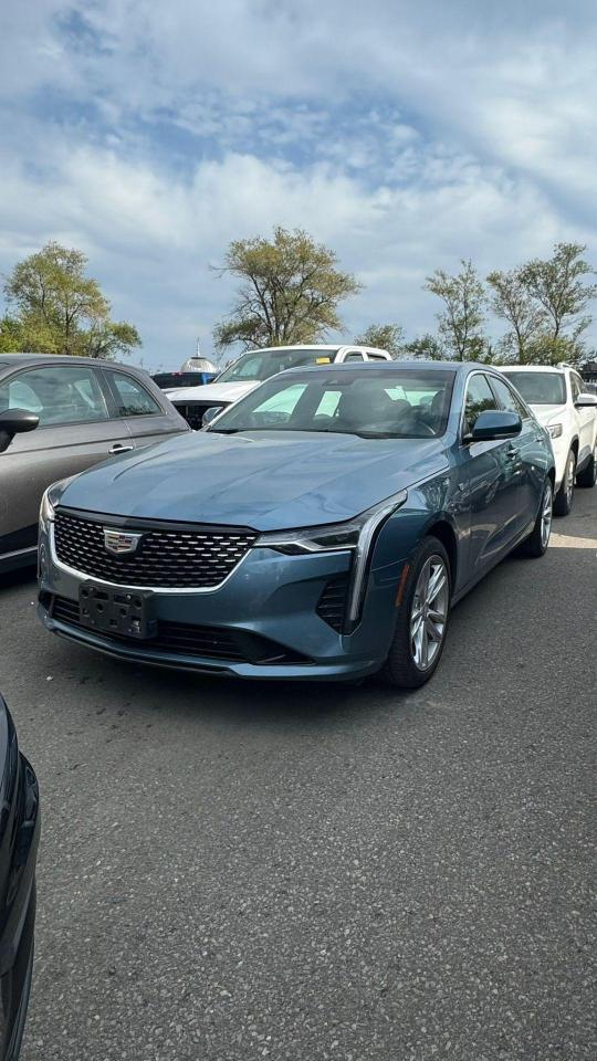 2023 Cadillac CT4 Luxury
