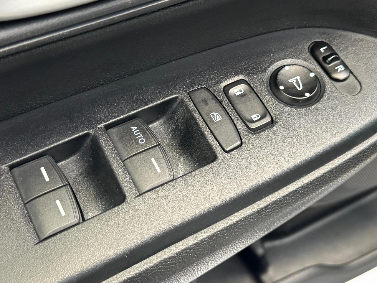 2019 Honda CR-V LX AWD LIKE NEW+New Tires+Honda Sense+CLEAN CARFAX - Photo #41