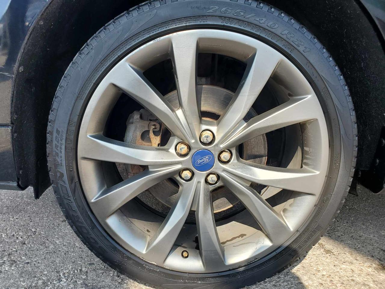 2017 Ford Edge SPORT AWD Photo