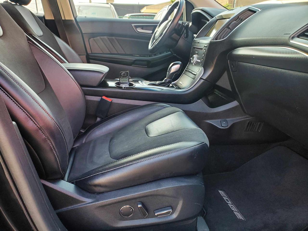 2017 Ford Edge SPORT AWD Photo