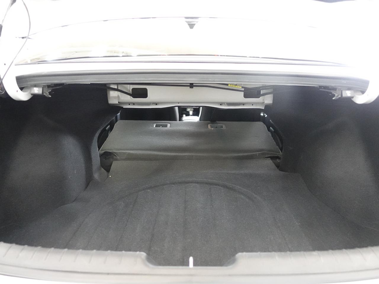 2022 Hyundai Elantra PREFERRED | Sun&Tech Pkg | Heated Seats | CarPlay