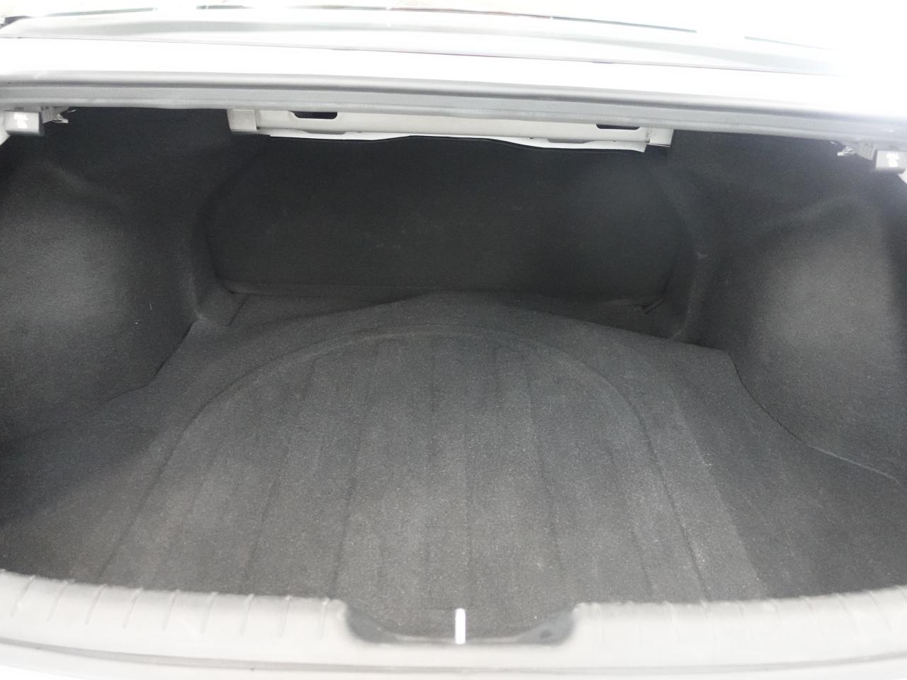 2022 Hyundai Elantra PREFERRED | Sun&Tech Pkg | Heated Seats | CarPlay