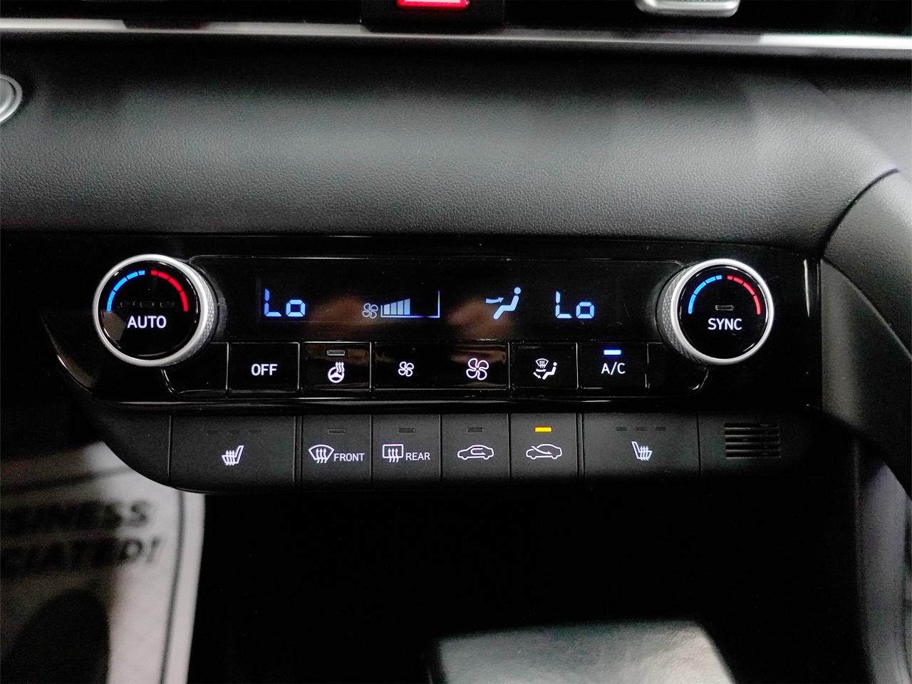 2022 Hyundai Elantra PREFERRED | Sun&Tech Pkg | Heated Seats | CarPlay