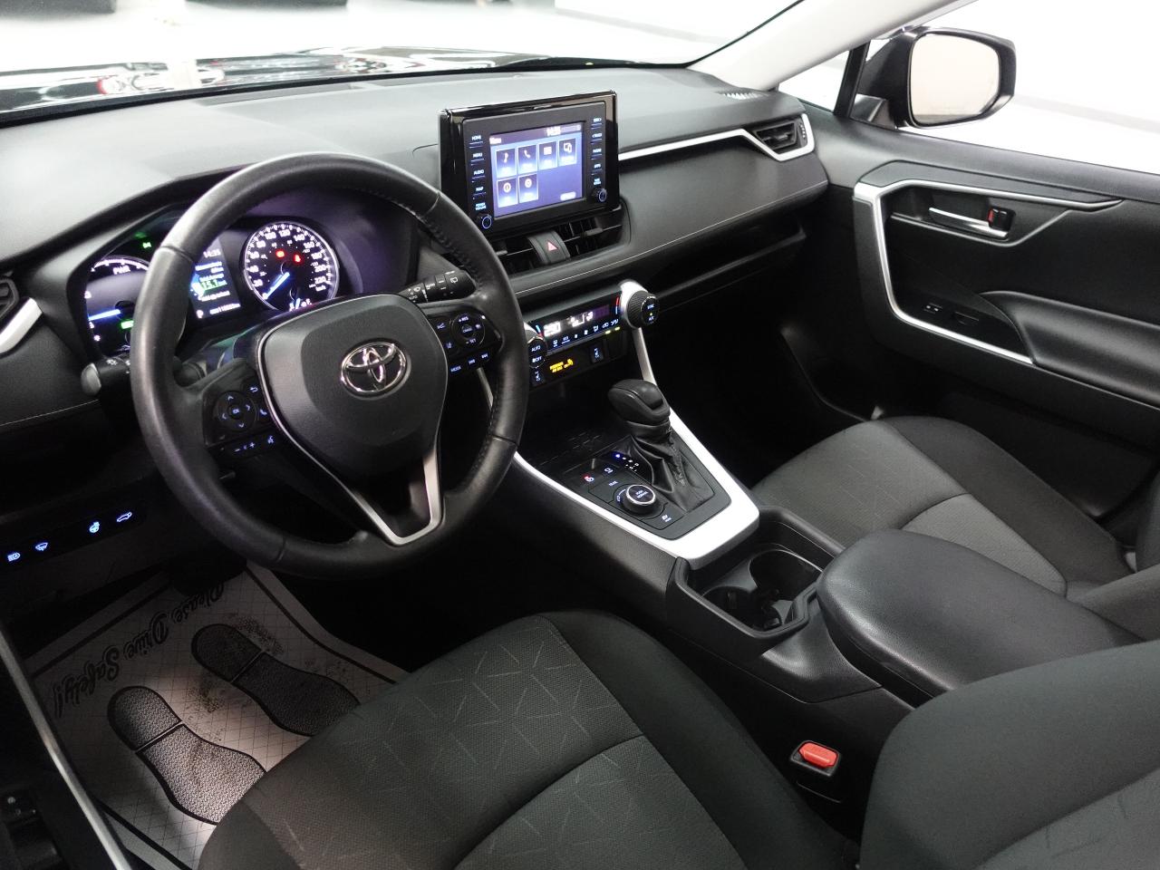 2021 Toyota RAV4 HYBRID XLE | AWD | Sunroof | ACC | BSM | CarPlay