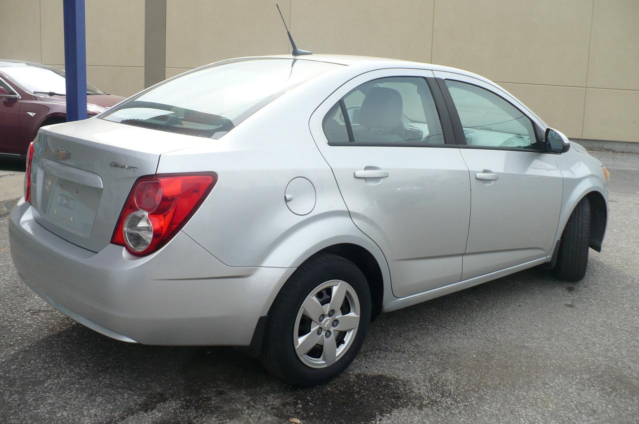 2012 Chevrolet Sonic 4dr Sdn LS Photo2