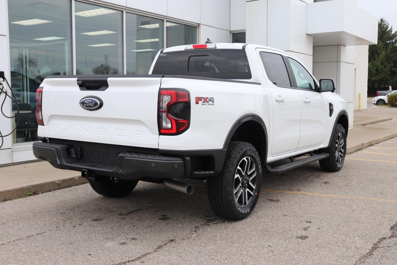 2024 Ford Ranger LARIAT 4WD SUPERCREW 5' BOX Photo1