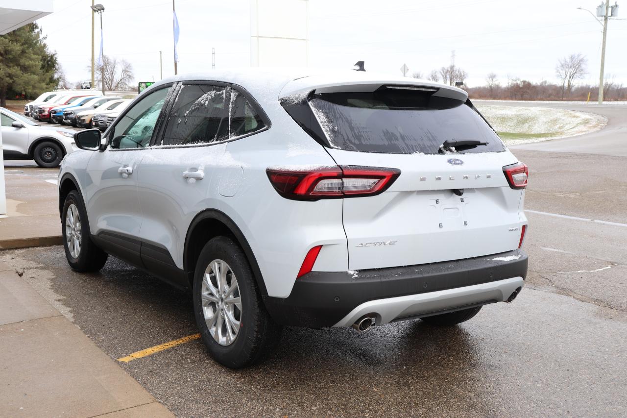 2025 Ford Escape Active AWD Photo