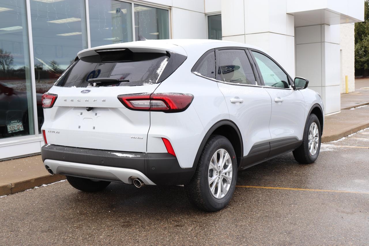 2025 Ford Escape Active AWD Photo