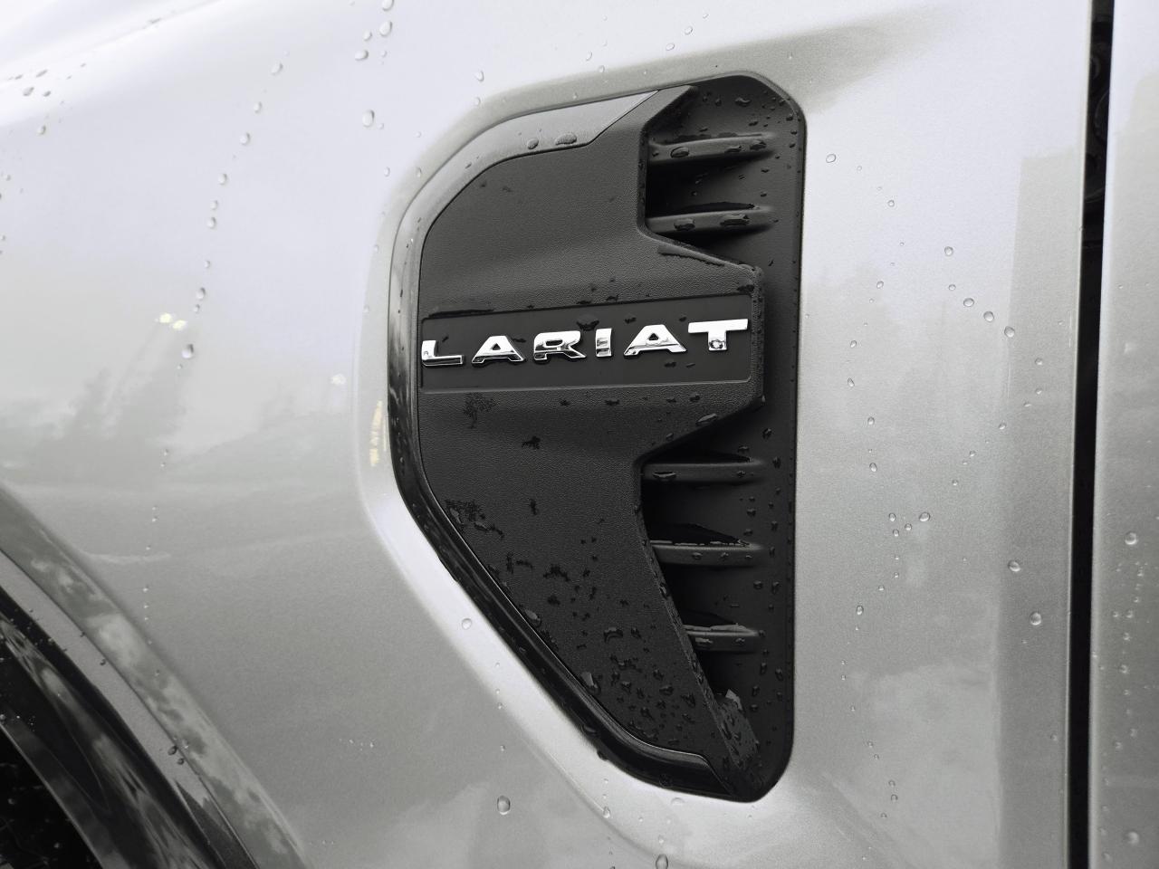 2024 Ford Ranger LARIAT Photo5